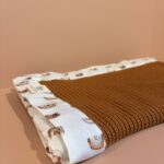 Grandes Suenos βαμβακερή πλεκτή κουβέρτα Rainbows - Κανελί 75x100cm