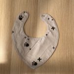 Grandes Suenos - Βαμβακερή Σαλιάρα Grey Footprints