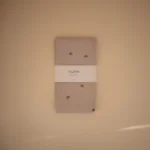 Mushie Splat Mat Αδιάβροχο χαλί φαγητού - Rainbows - Image 2