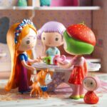 Djeco κουκλόσπιτο Tinyly σε βαλιτσάκι 'Τροχόσπιτο' (Περιλαμβάνονται οι φιγούρες Bluchka & Indie) - Image 8