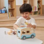 Viga ξύλινο τροχόσπιτο κάμπινγκ με αξεσουάρ και φιγούρες - Image 5