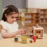 Viga ξύλινη καντίνα καφέ με αξεσουάρ και φιγούρα - Image 6