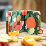 Ludi αδιάβροχο βιβλιαράκι αφύπνισης αισθήσεων 'Μυρίζω τα φρούτα'