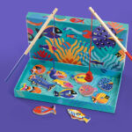 Djeco ξύλινο παιχνίδι μαγνητικό ψάρεμα “Μοντέρνα ψαράκια“ - Image 3