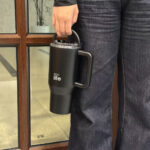 Ecolife Tumbler Rich Black 900ml (2Handles Lid) - Image 5
