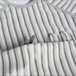 Αδιάβροχη Σαλιάρα με Κοντά Μανίκια Botton Stripes - Image 3